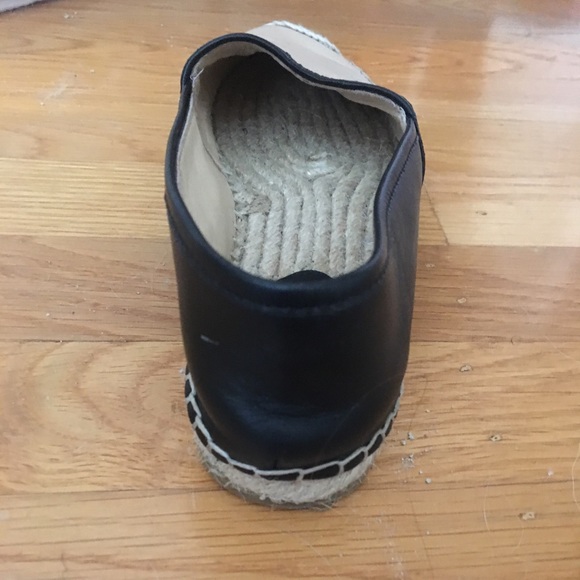 Vince Camuto Flats - Picture 4 of 5